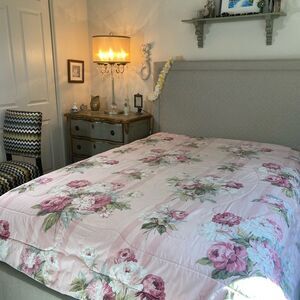 Vintage Floral Pink and White Bedding Set reversible
